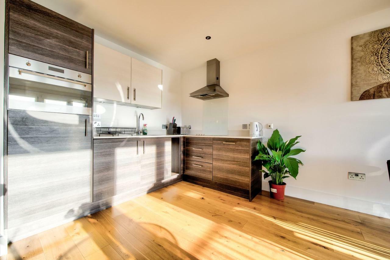 Fountain Bridge Apartment *